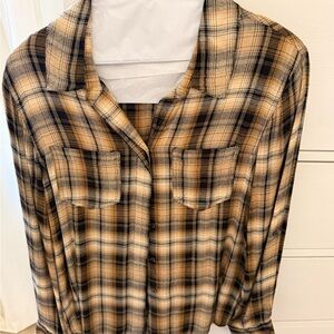 Plaid Button-Up Shirt vici xs